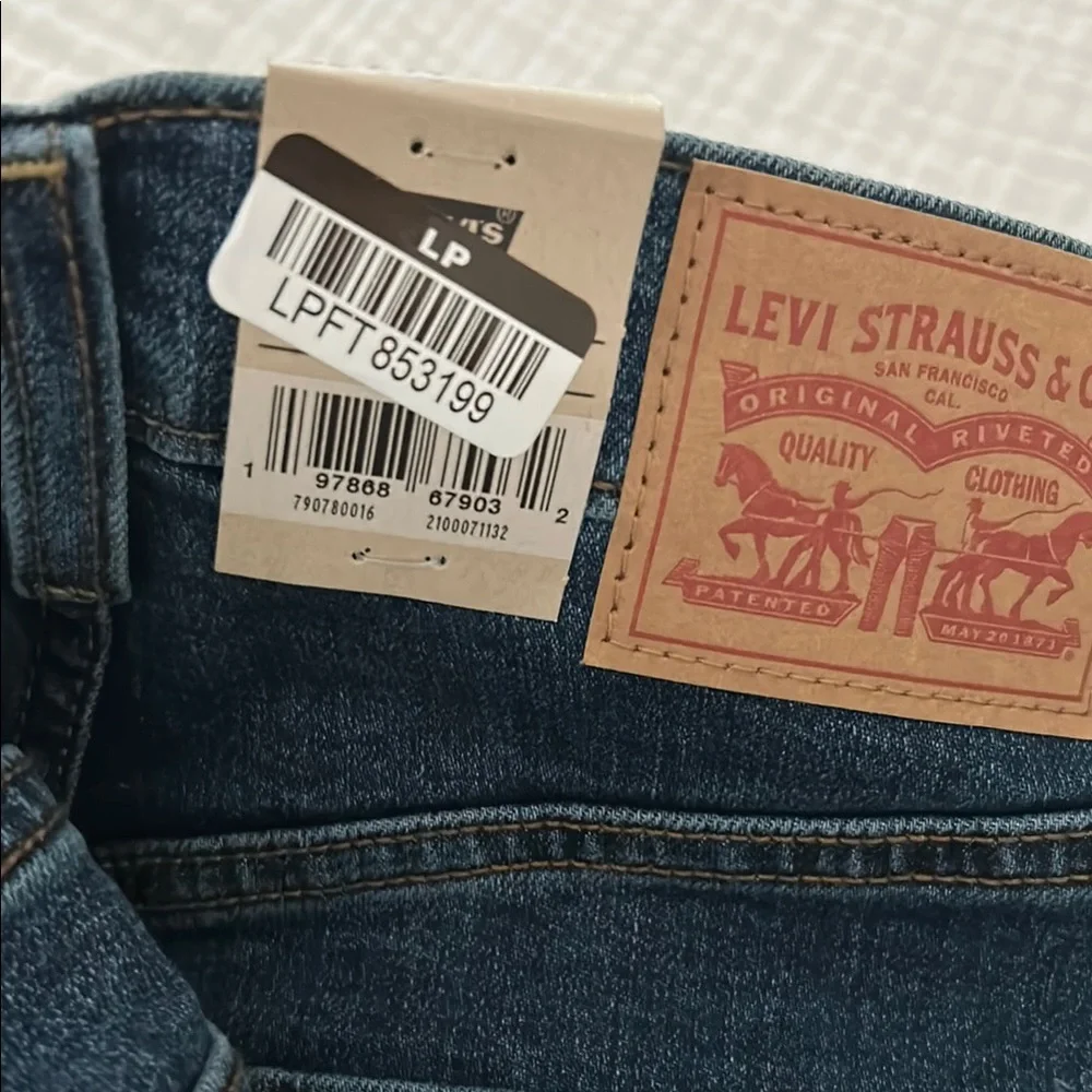 NWT Levi's Women's Ribcage straight Jeans - Picture 4 of 4